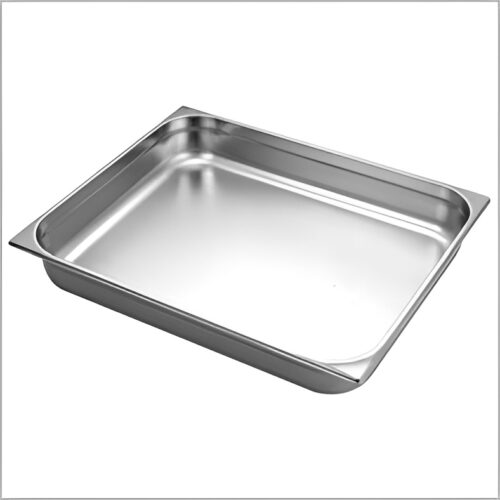 Stainless steel GN pans in 1/2 size, suitable for commercial kitchen use.